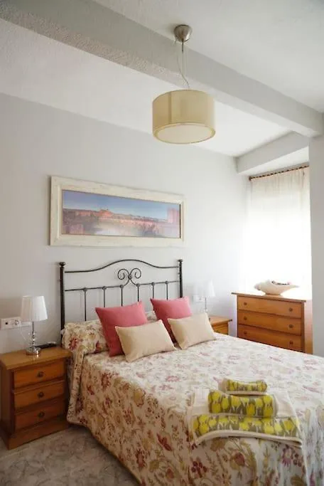 Piso Centrico Plaza San Miguel Apartment Cordoba 0*,  Spain